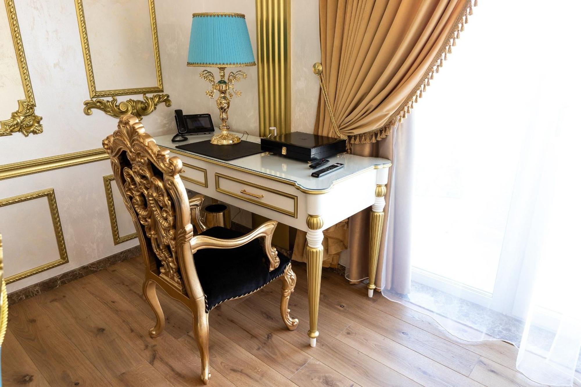 Royal Palace Luxury Hotel And Spa Khmelʼnytsʼkyy Kamer foto