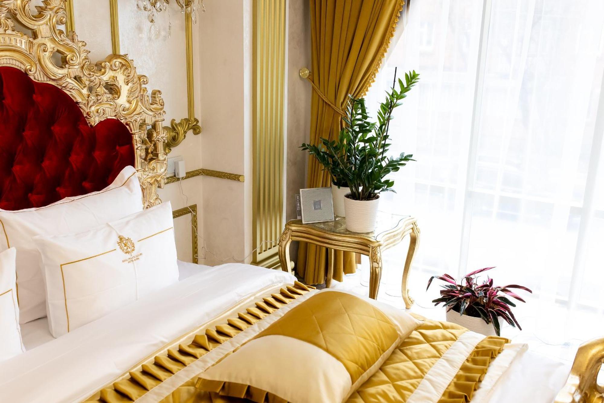Royal Palace Luxury Hotel And Spa Khmelʼnytsʼkyy Kamer foto